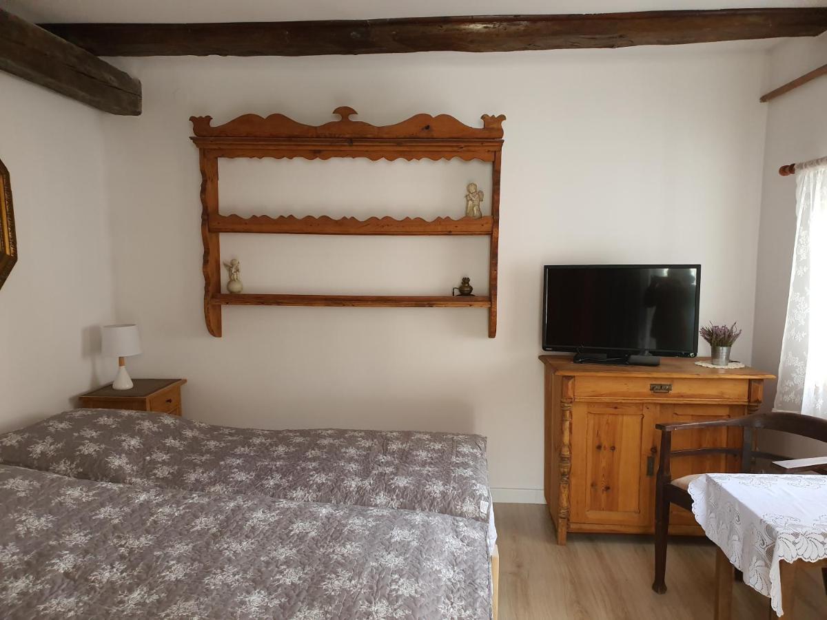 Siedlisko Nad Sapina Hotell Kruklanki Exteriör bild